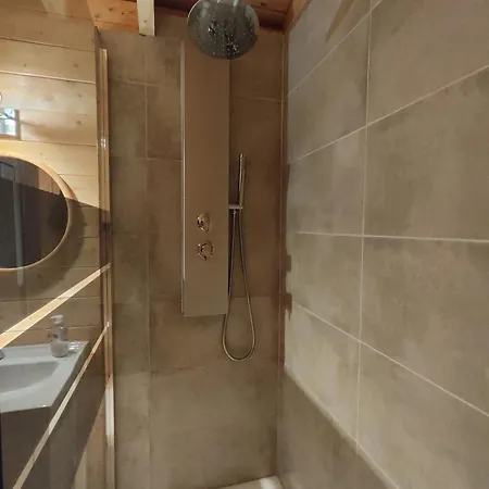 펜션 Confort Avec Petit Dejeuner *