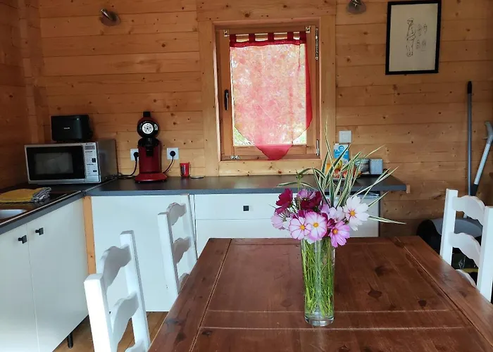 Confort Avec Petit Dejeuner * Varen